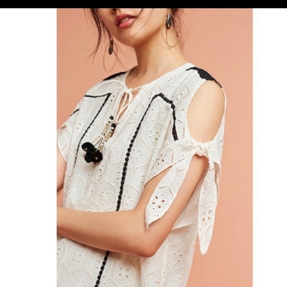 Hemant & Nandita eyelet tunic dress tassels cream - Picture 3 of 7